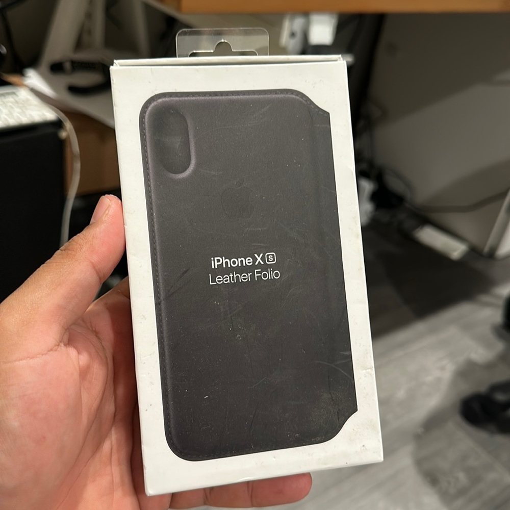 Iphone xs leather portfolio case